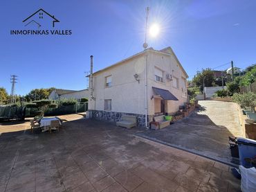 Haus mit Garten zum Verkauf in Calle Santa Gemma