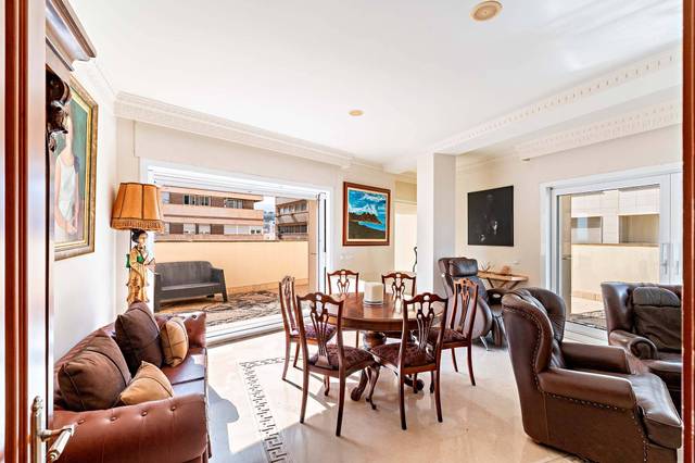 Ático en Alquiler en Paseo ALMERIA DE en Centro