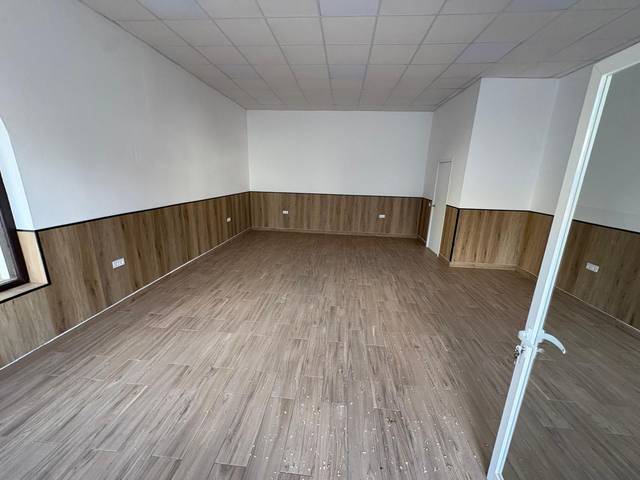 Local comercial en Alquiler en Divina Pastora - La Yeguada