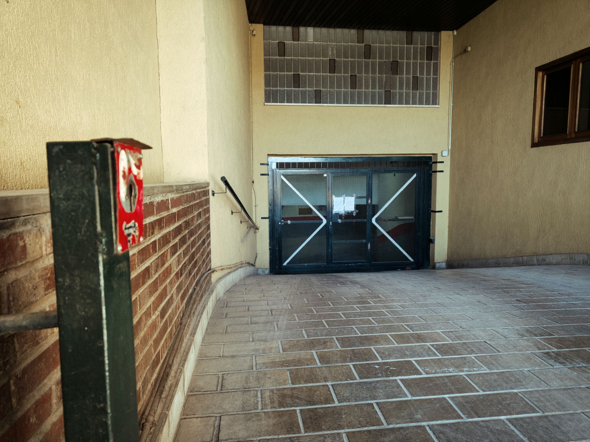 Garage for sale in  Granada Capital  with Alarm