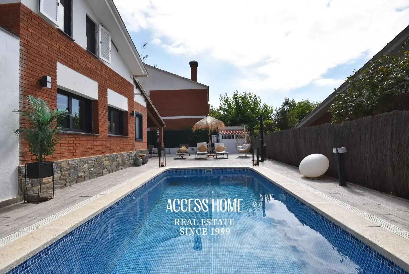 Piscina de Casa o chalet en venta en Canet de Mar con Aire acondicionado, Calefacción y Piscina