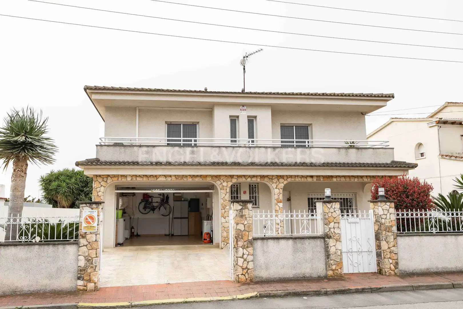 Vista exterior de Casa o chalet en venta en Creixell con Aire acondicionado, Calefacción y Jardín privado