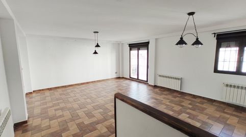 Foto 2 von Wohnung zur Miete in Avenida de la Sierra Nevada, Cenes de la Vega, Granada