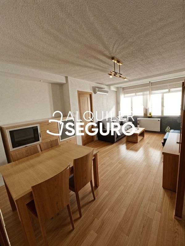 Bedroom of Flat to rent in Móstoles  with Air Conditioner, Heating and Furnished