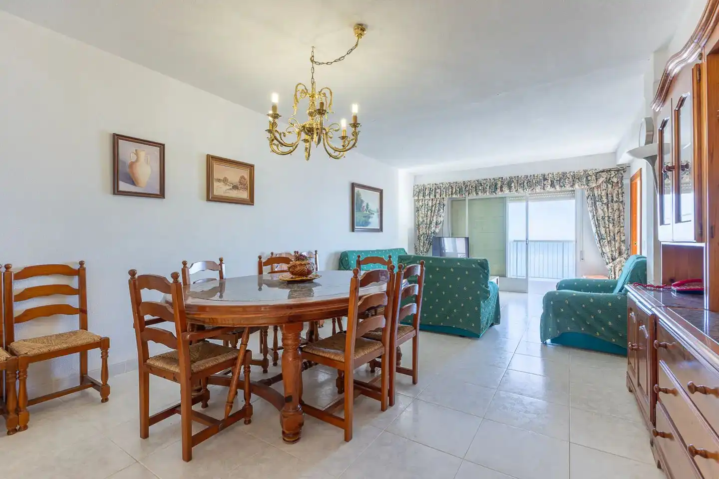 Menjador de Apartament en venda en Gandia amb Terrassa i Moblat