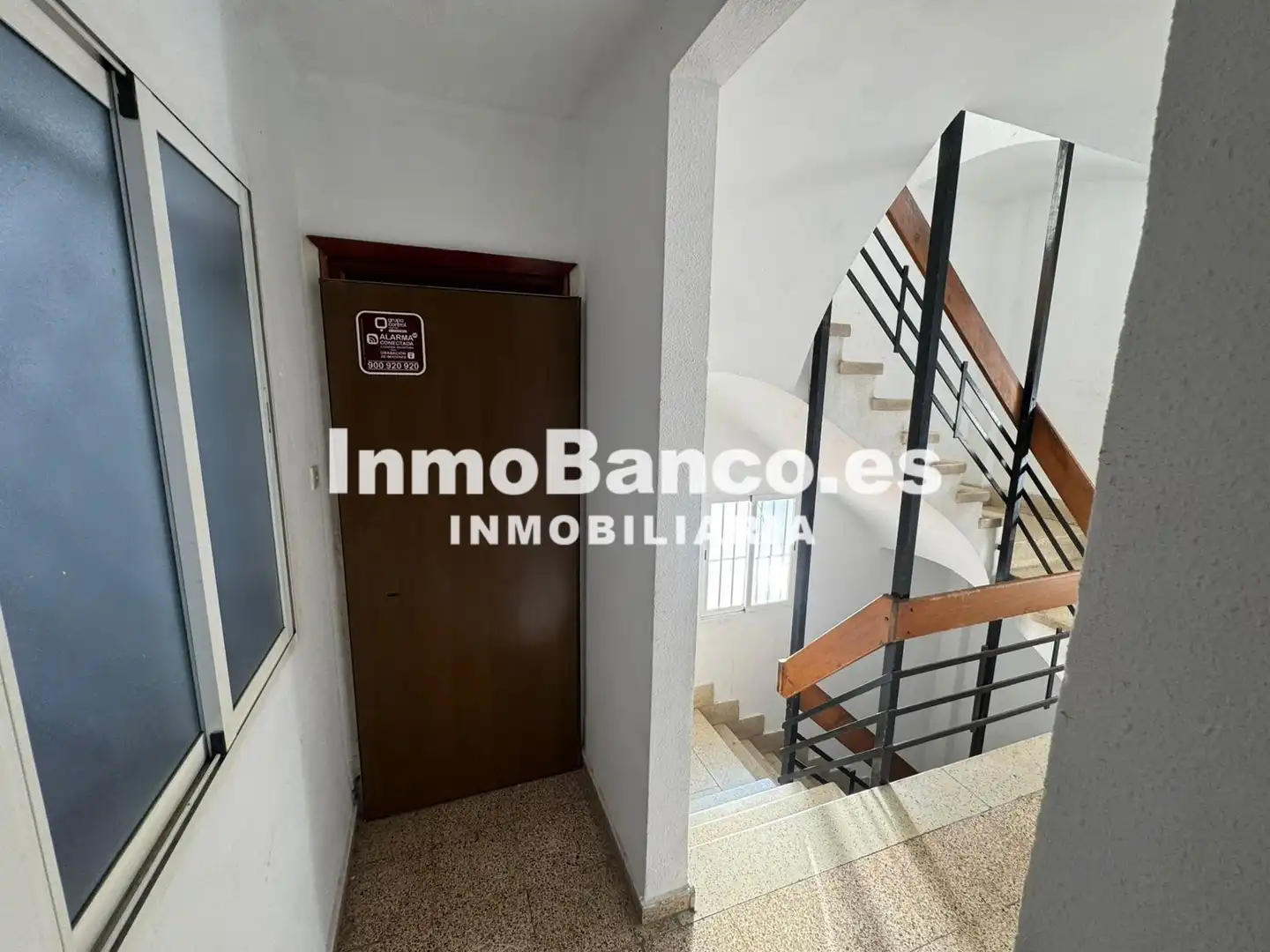 Piso en venta en Chiva con Balcón