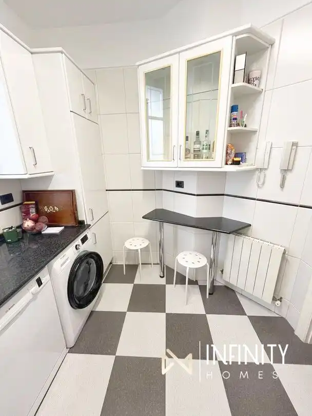 Kitchen of Flat for rent in Bilbao   with Heating, Terrace and Balcony