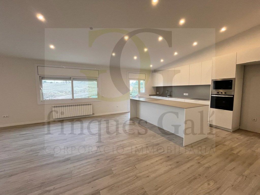 Flat to rent in Calle Mas D'En Roca, Fonts dels Capellans - Sagrada Família