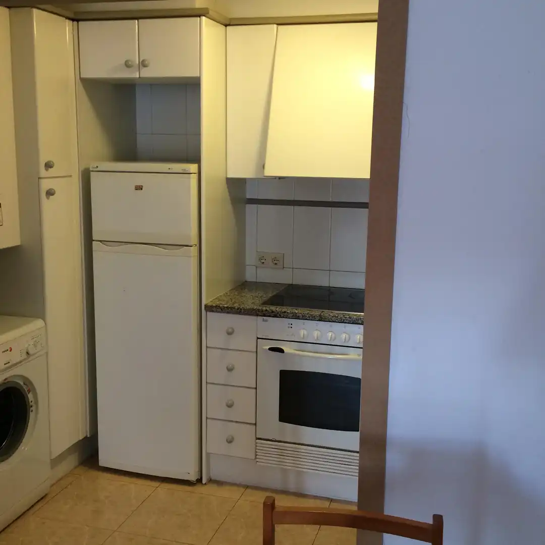 Cuina de Pis en venda en Girona amb Calefacció i Balcó