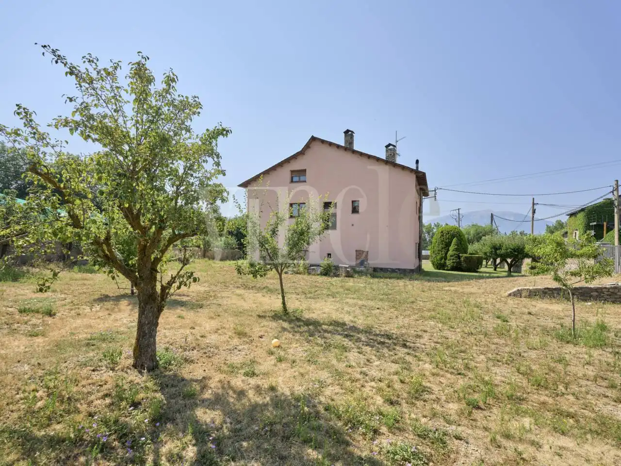 Casa o xalet en venda en Puigcerdà amb Calefacció, Jardí privat i Parquet