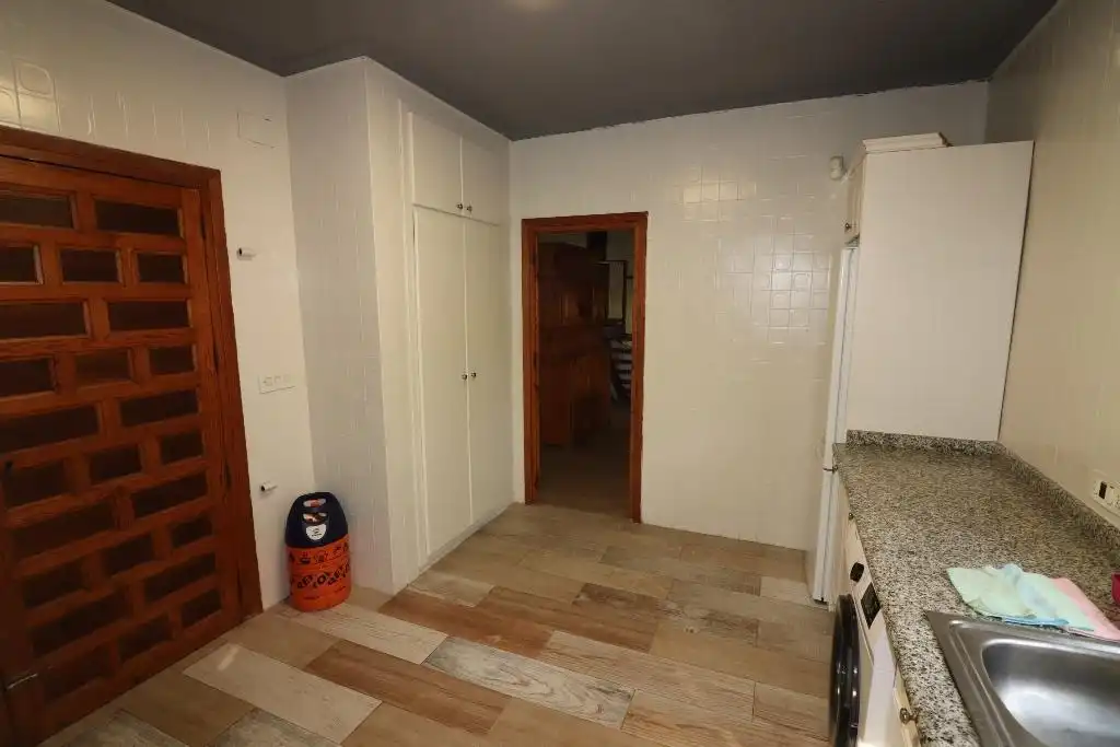 Casa rústica amb piscina en venda a Avinguda Bolot, imagen 27