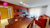 Living room of Flat for sale in Girona Capital  with Air Conditioner, Heating and Furnished
