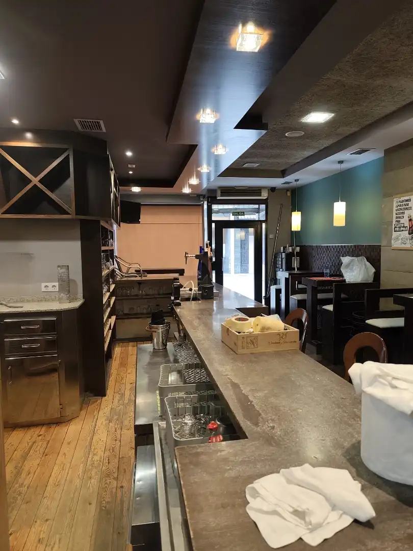 Commercial properties for transfer in Carballo  with Terrace and Furnished