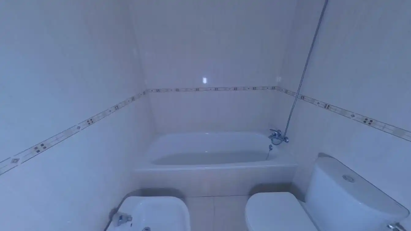 Bathroom of Apartments for sale in Mijas