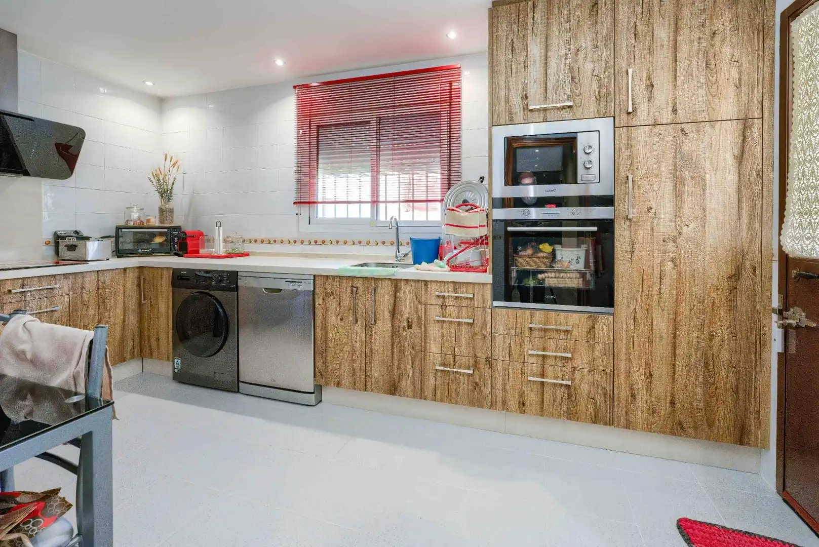 Kitchen of Houses for sale in Espartinas  with Air Conditioner, Heating and Private garden