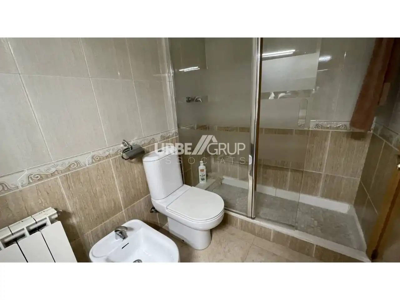 Bathroom of Flat for sale in Sant Andreu de la Barca  with Heating, Terrace and Storage room