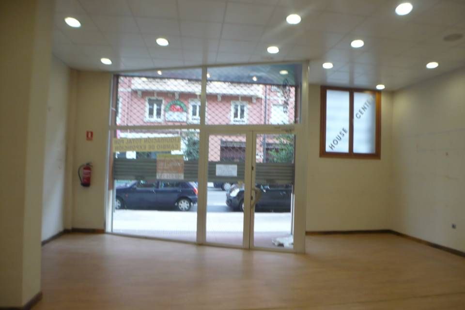 Local en venta en  Logroño