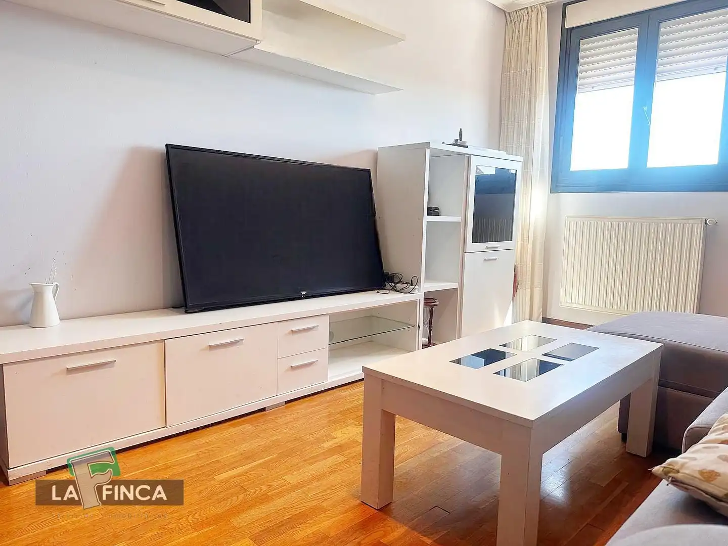 Living room of Flat for sale in Carreño  with Heating, Storage room and Furnished