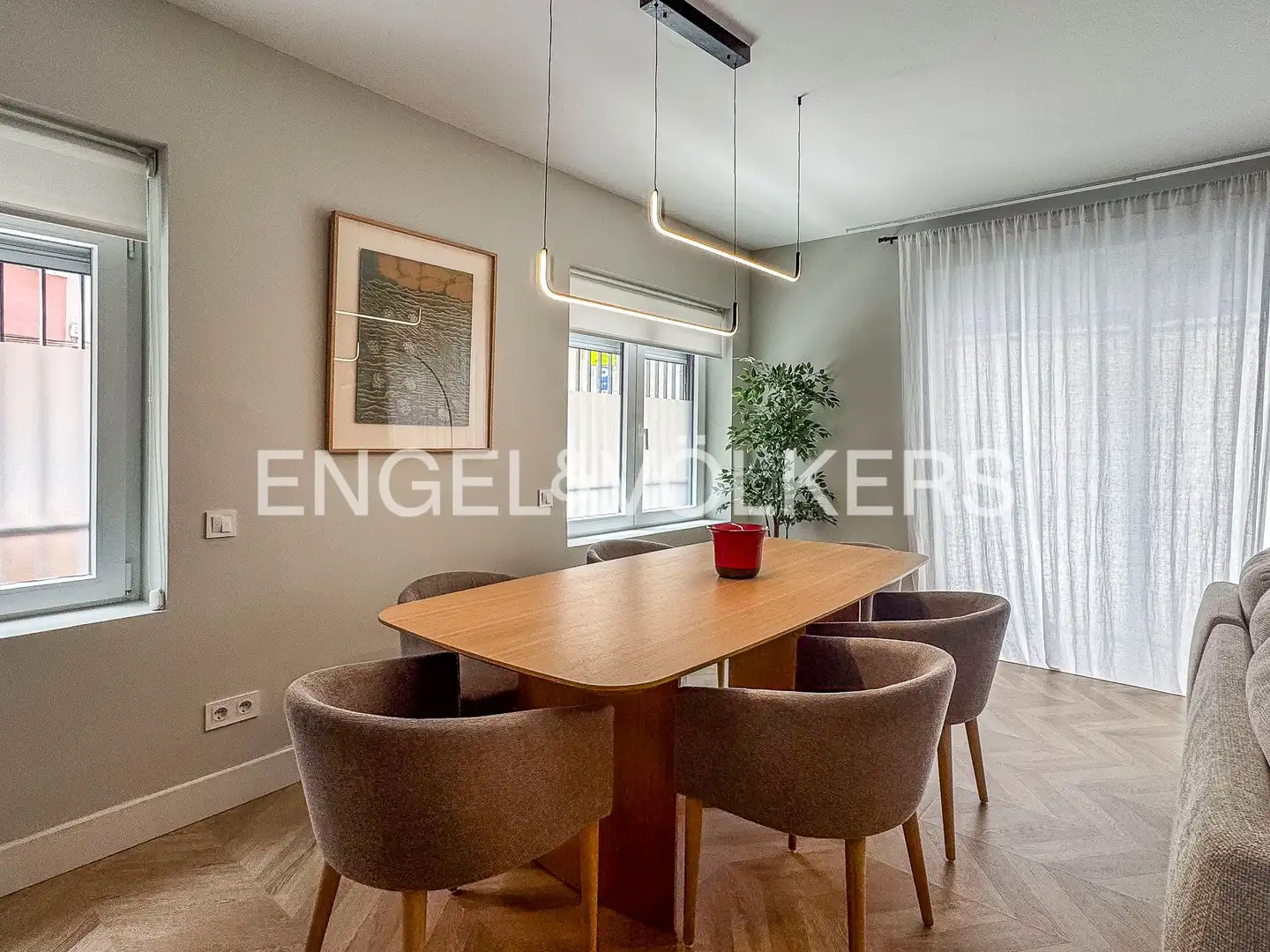 Dining room of Flat for rent in Barcelona  with Air Conditioner, Heating and Parquet flooring