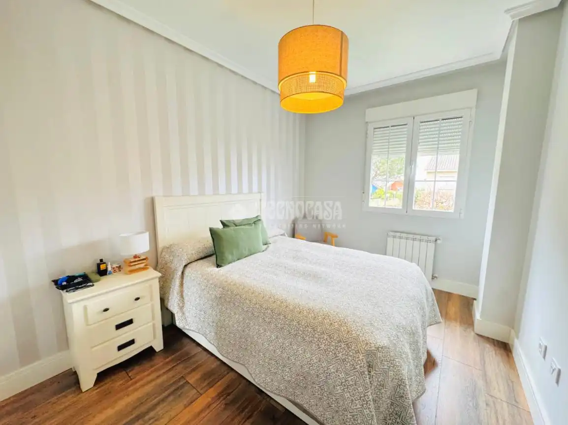 Habitación de Casa adosada en venta en Pepino con Aire acondicionado, Calefacción y Terraza
