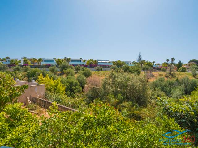 Casa-chalet en Venta en Bello Horizonte - Lindasol