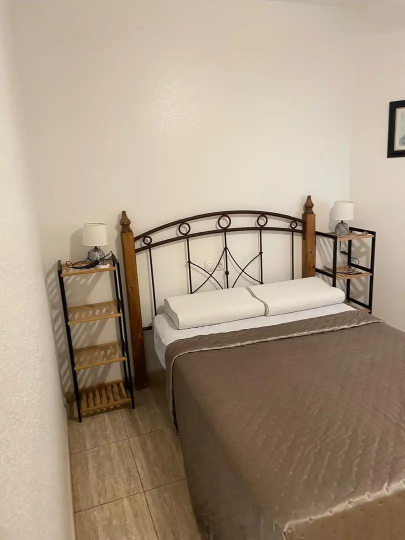 Schlafzimmer von Wohnung zur Miete in Águilas mit Möbliert und Balkon