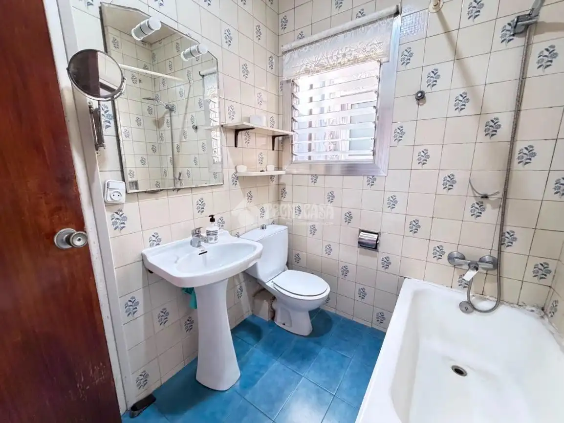 Badezimmer von Wohnung zum Verkauf in Barcelona mit Terrasse