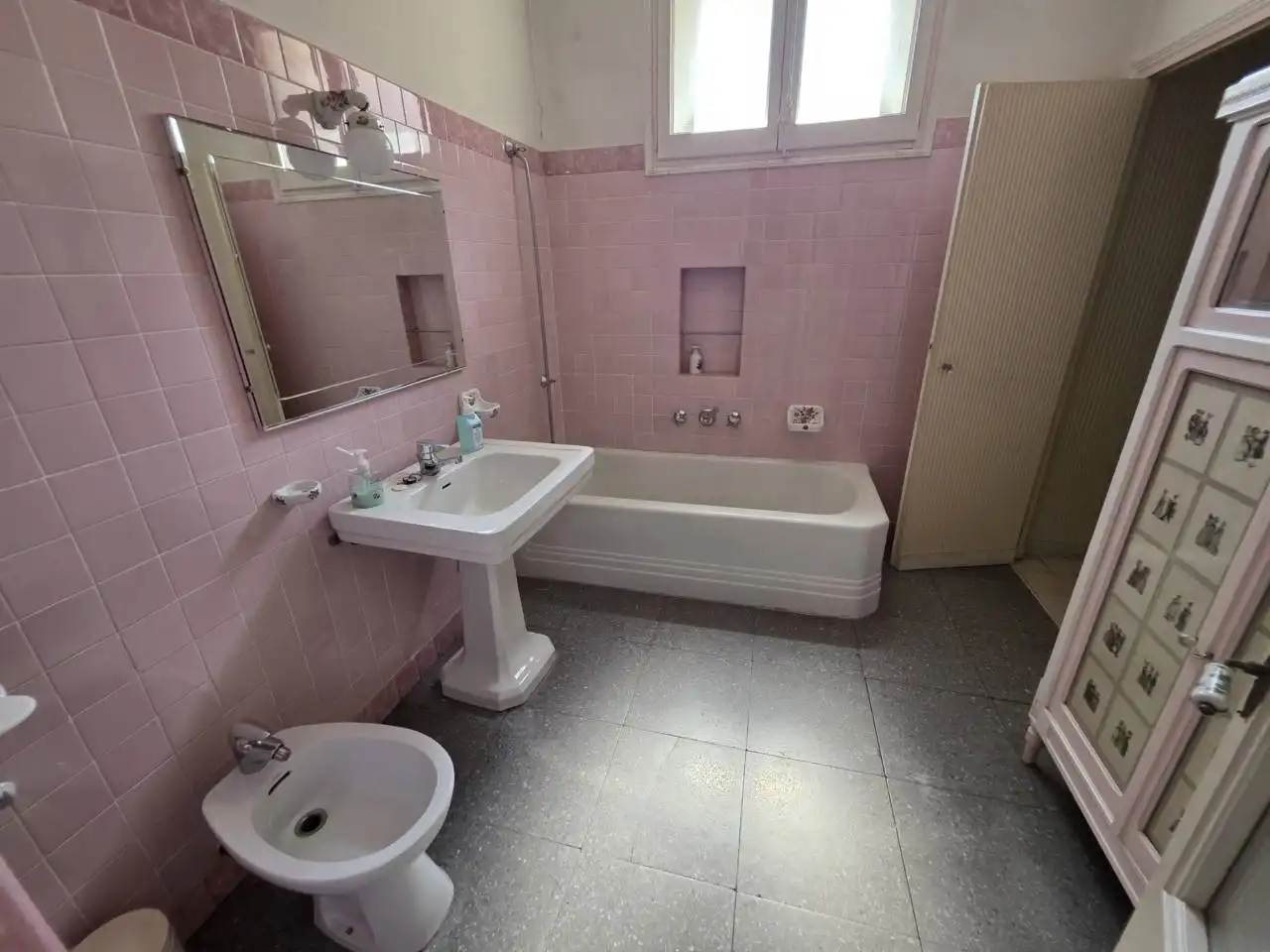 Badezimmer von Gebäude zum Verkauf in Manresa