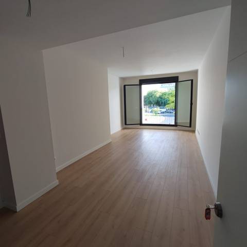 Piso en Venta en Colores -  Entreparques