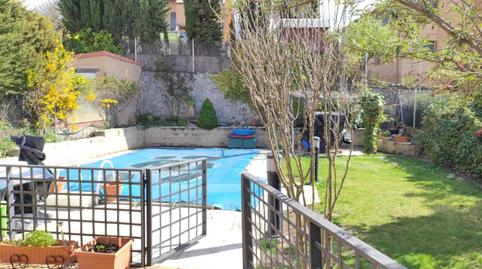 Foto 5 de Casa adosada en venda a Hervencias, Ávila