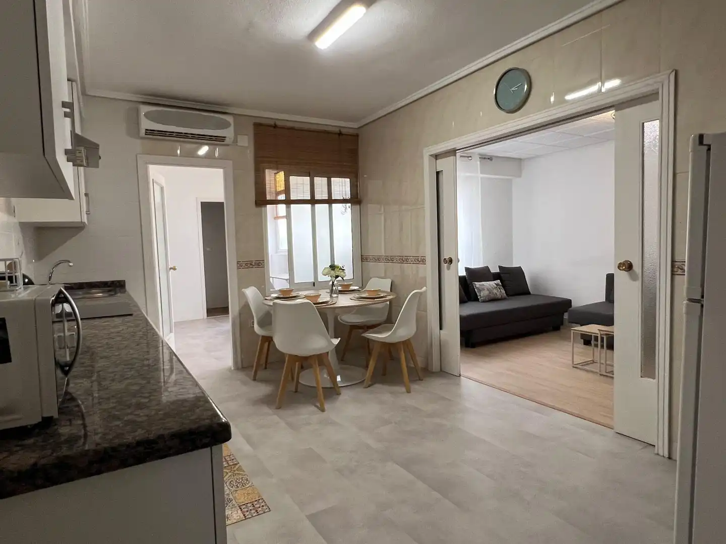 Flat for rent in Calle TORRES QUEVEDO, 51, Plaza Crevillente - Antiguos Juzgados - El Asilo