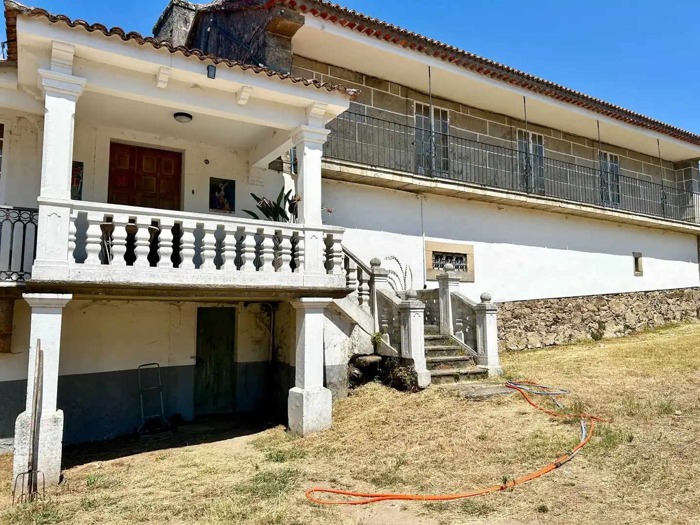 Vista exterior de Finca rústica en venda en Teo amb Terrassa i Balcó