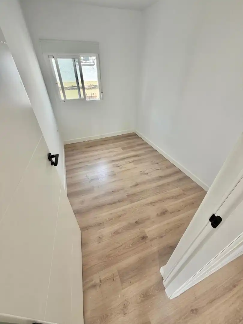 Schlafzimmer von Wohnung zum Verkauf in Jaén mit Balkon