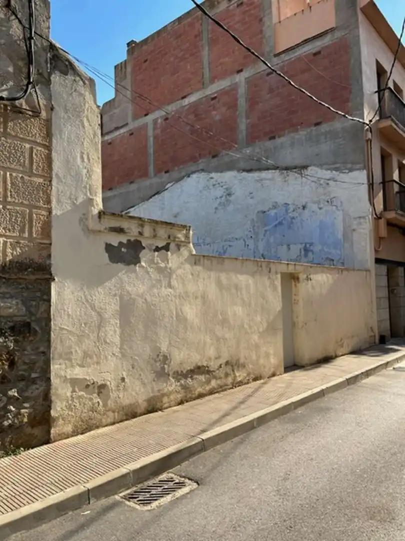 Residential land for sale in Colera