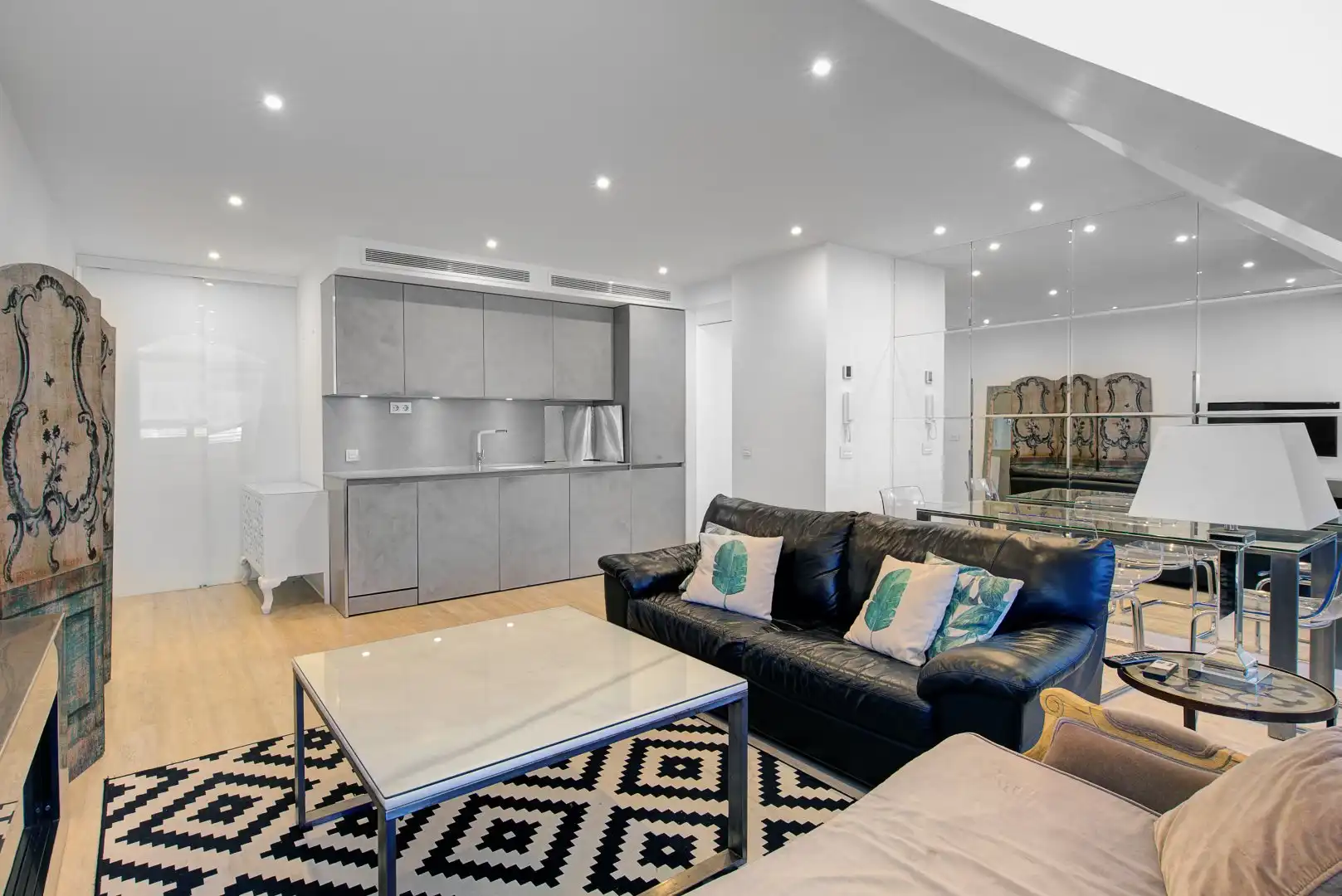 Sala de estar de Ático en venta en Sevilla con Aire acondicionado y Amueblado