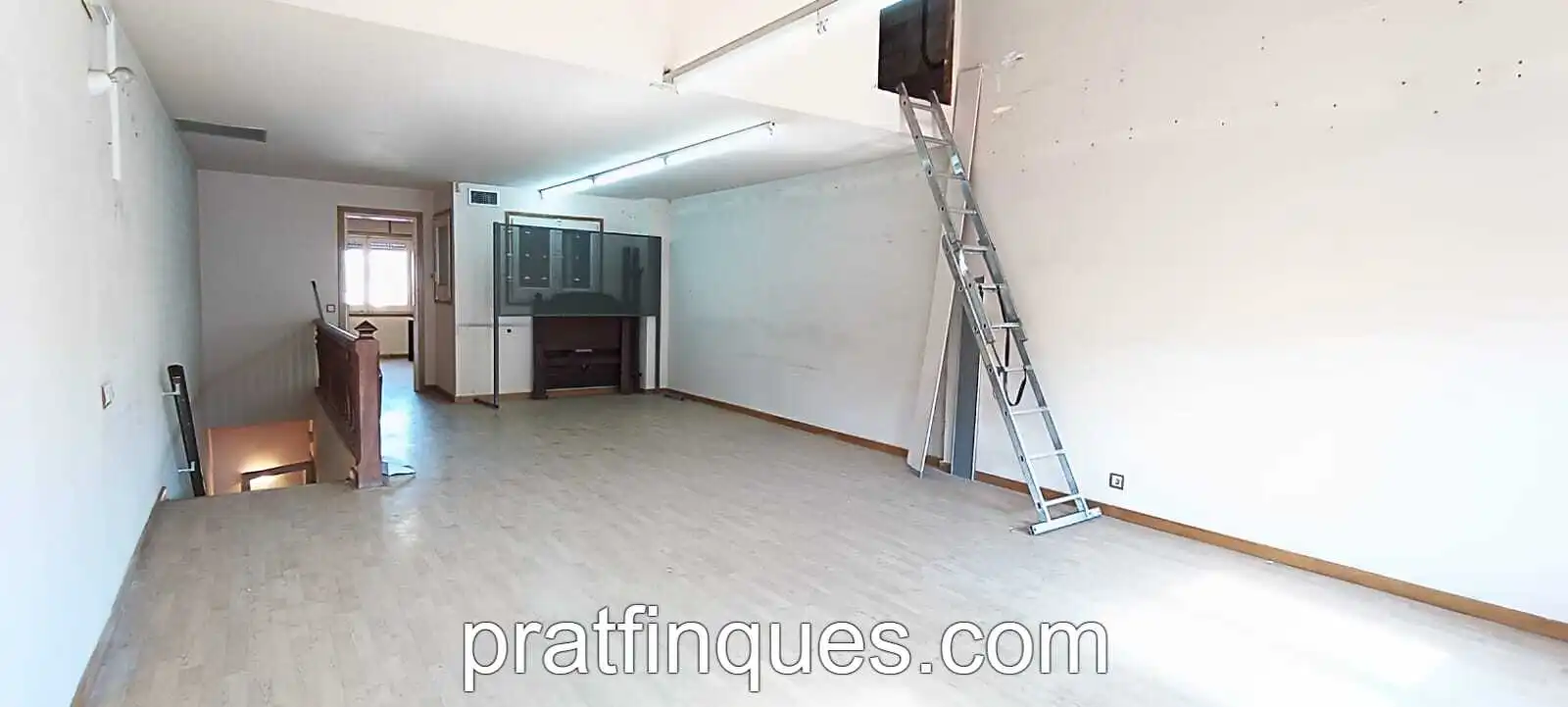 Casa adosada en venda en El Prat de Llobregat amb Aire condicionat, Calefacció i Jardí privat