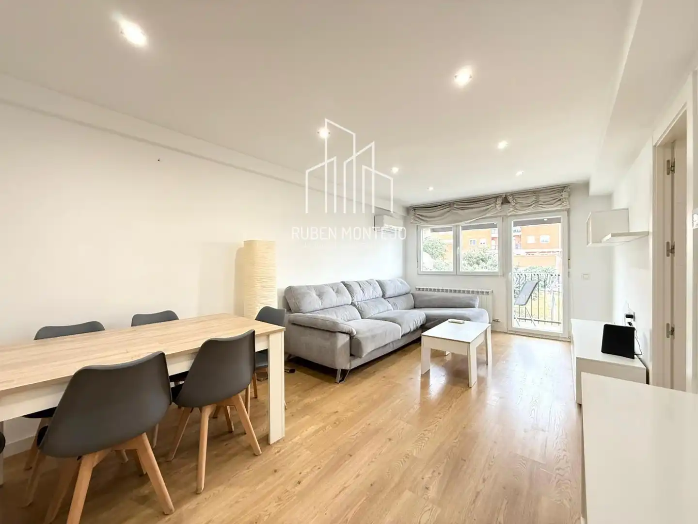 Wohnzimmer von Wohnung zur Miete in Terradillos mit Klimaanlage, Heizung und Terrasse