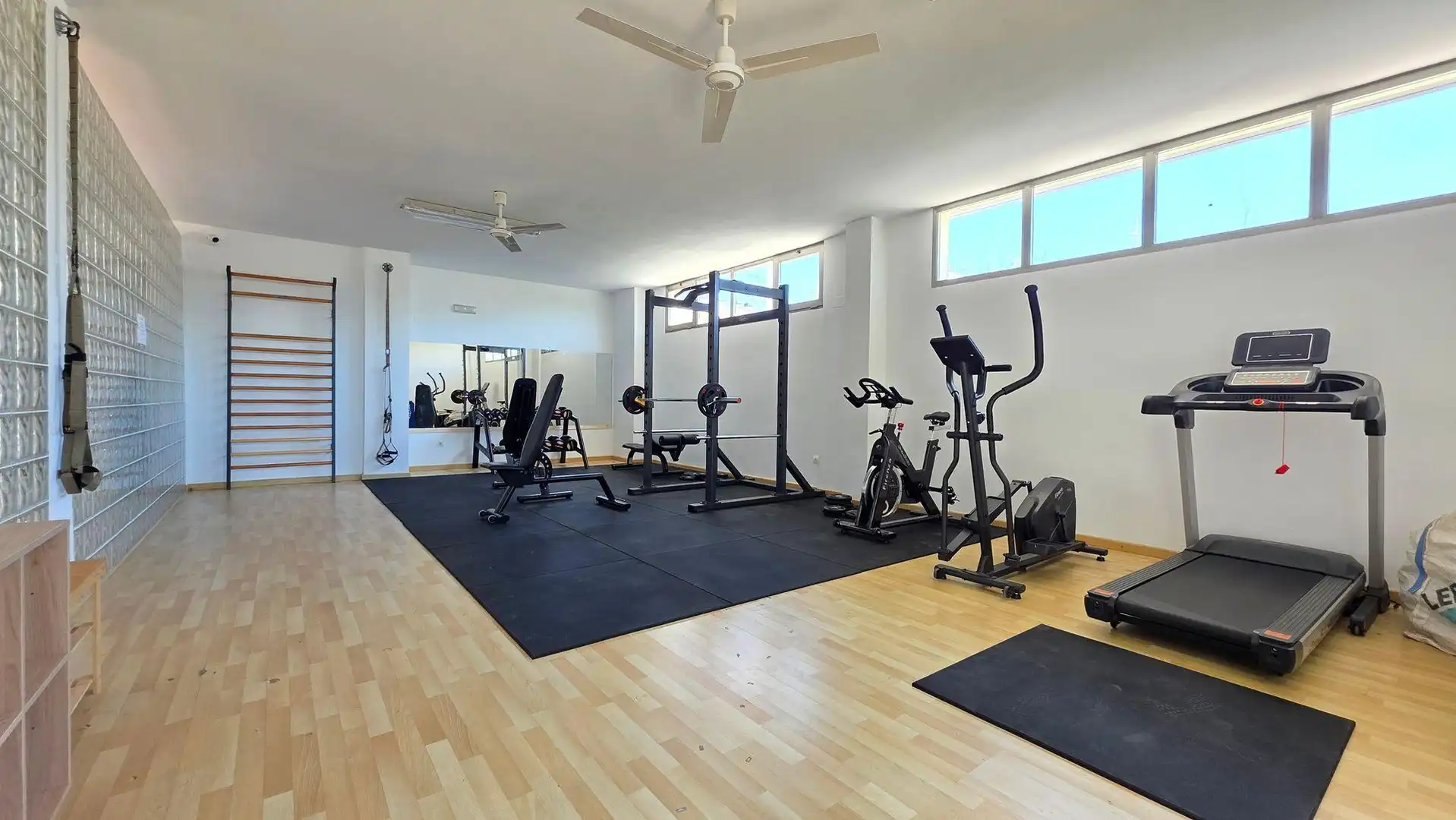 Piso en venta en Gandia con Balcón y Piscina comunitaria