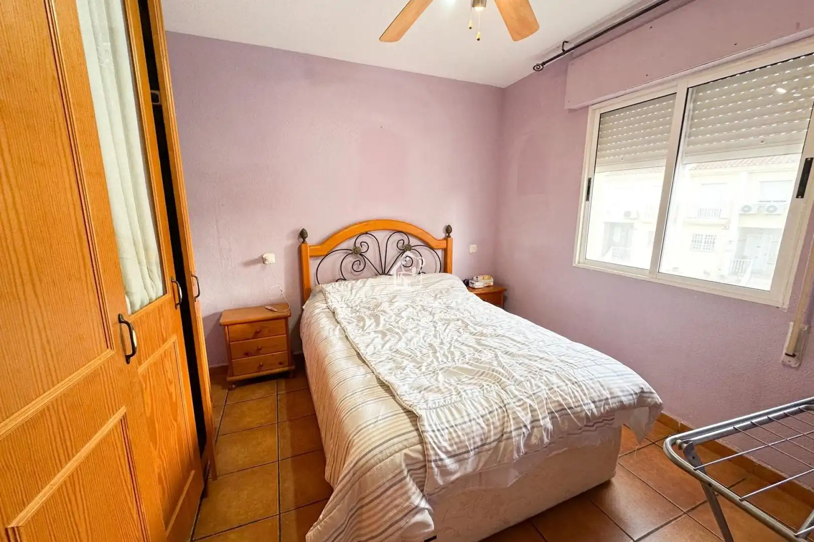 Dormitori de Casa adosada de lloguer en Torrevieja amb Aire condicionat, Terrassa i Piscina
