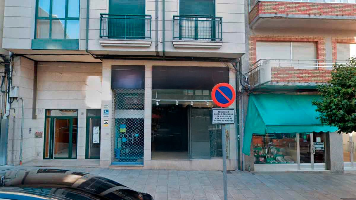 Premises for sale in Lalín