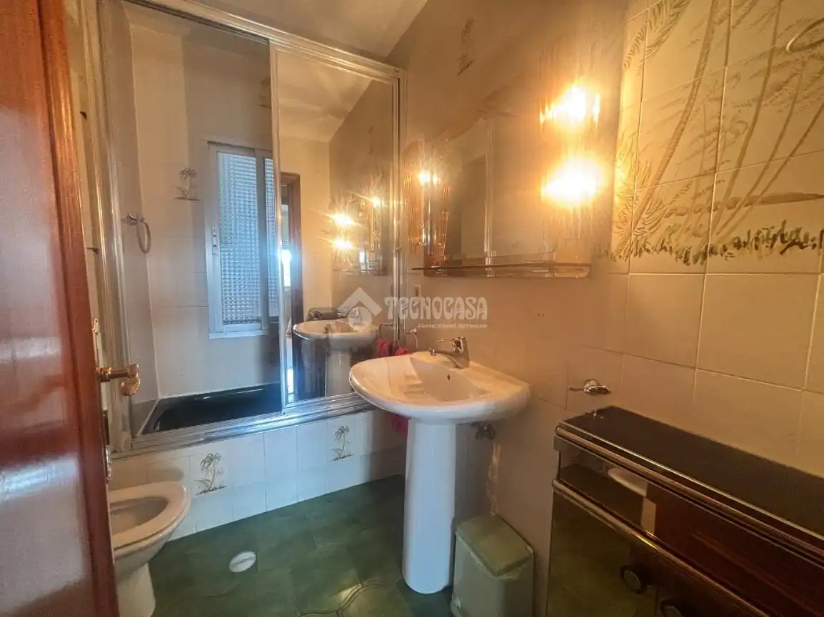 Baño de Piso en venta en Alcalá de Henares con Calefacción y Terraza
