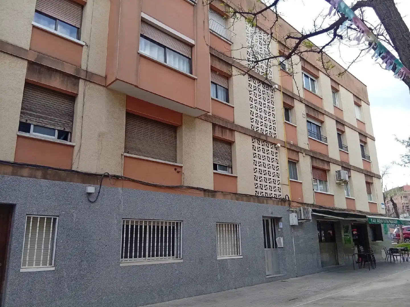 Vista exterior de Piso en venta en Sant Boi de Llobregat