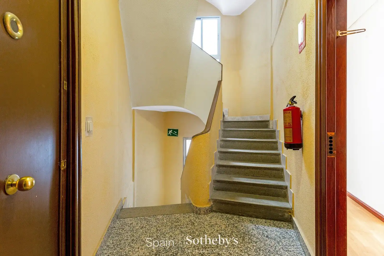 Apartments for sale in Madrid  with Air Conditioner and Heating