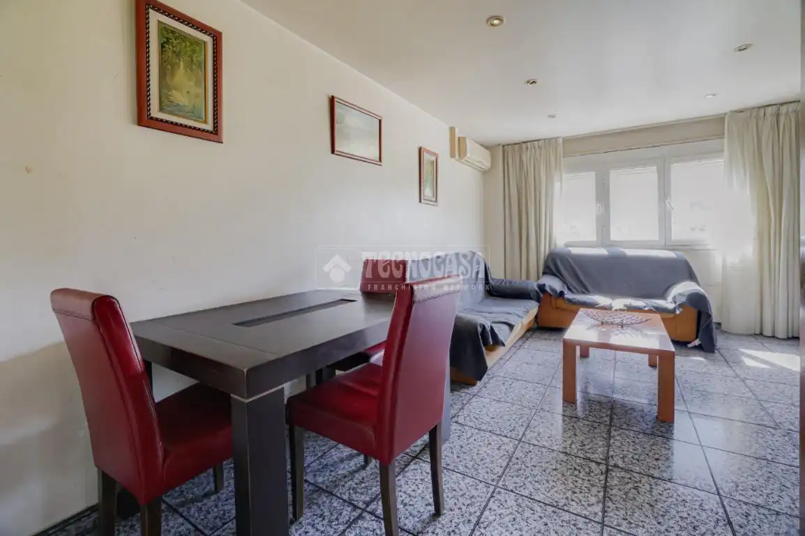 Wohnzimmer von Wohnung zum Verkauf in Terrassa mit Klimaanlage