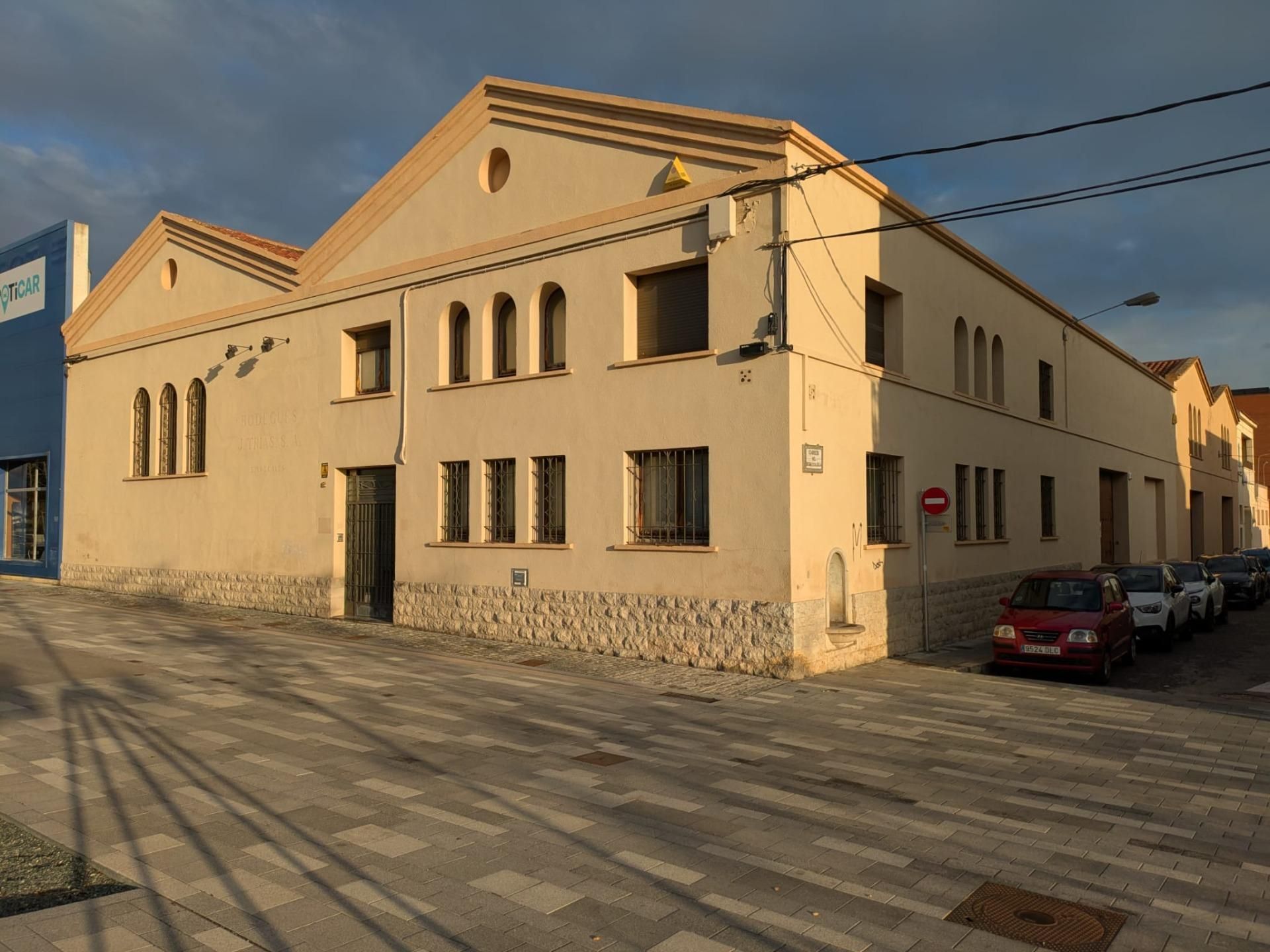 Premises to rent in Barceloneta -  Molí d'en Rovira