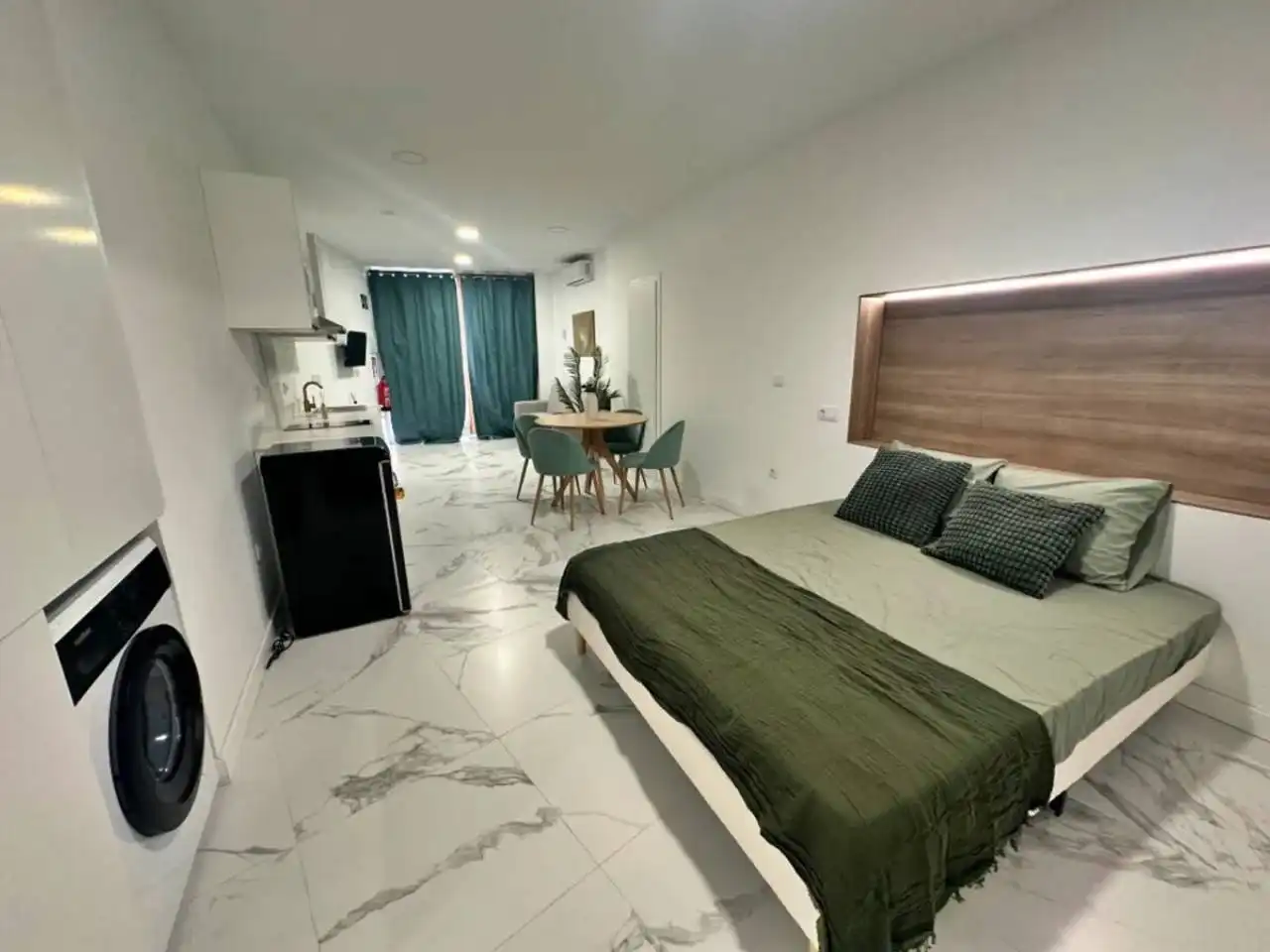 Bedroom of Study for sale in El Prat de Llobregat  with Air Conditioner, Heating and Parquet flooring