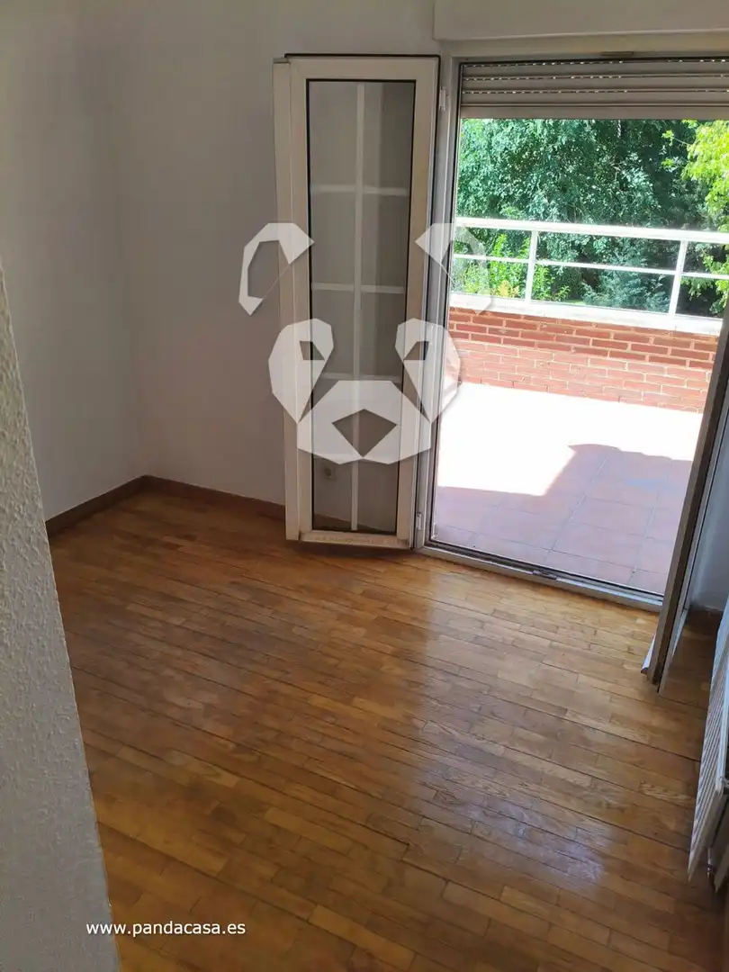 Terrassa de Casa adosada de lloguer en La Moraleja amb Aire condicionat, Calefacció i Parquet