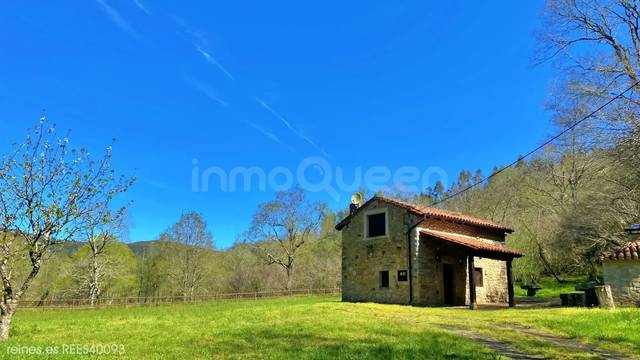 Casa-chalet en Venta en N/A en Herrerías