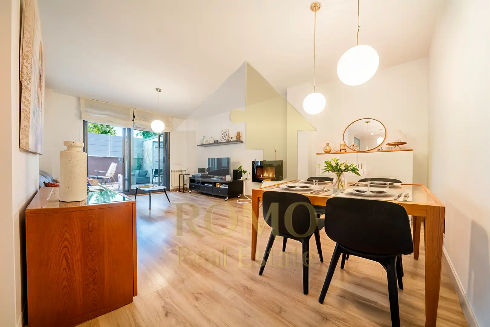 Sala de estar de Planta baja en venta en Polinyà con Aire acondicionado, Calefacción y Parquet