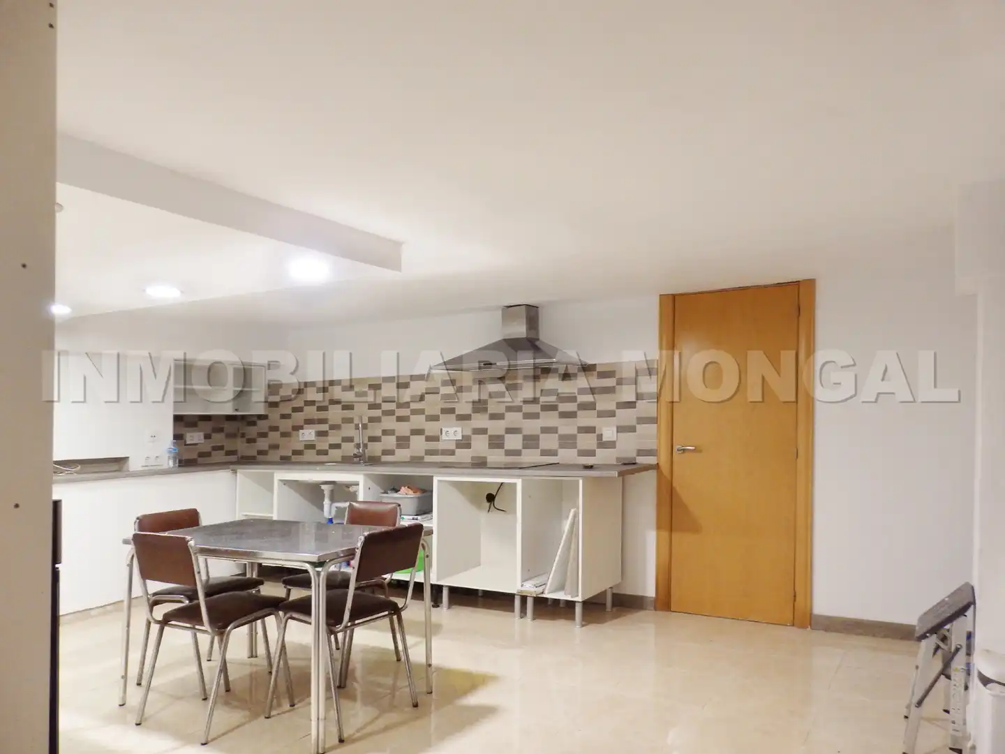 Local comercial en venda a Carrer Rosselló
